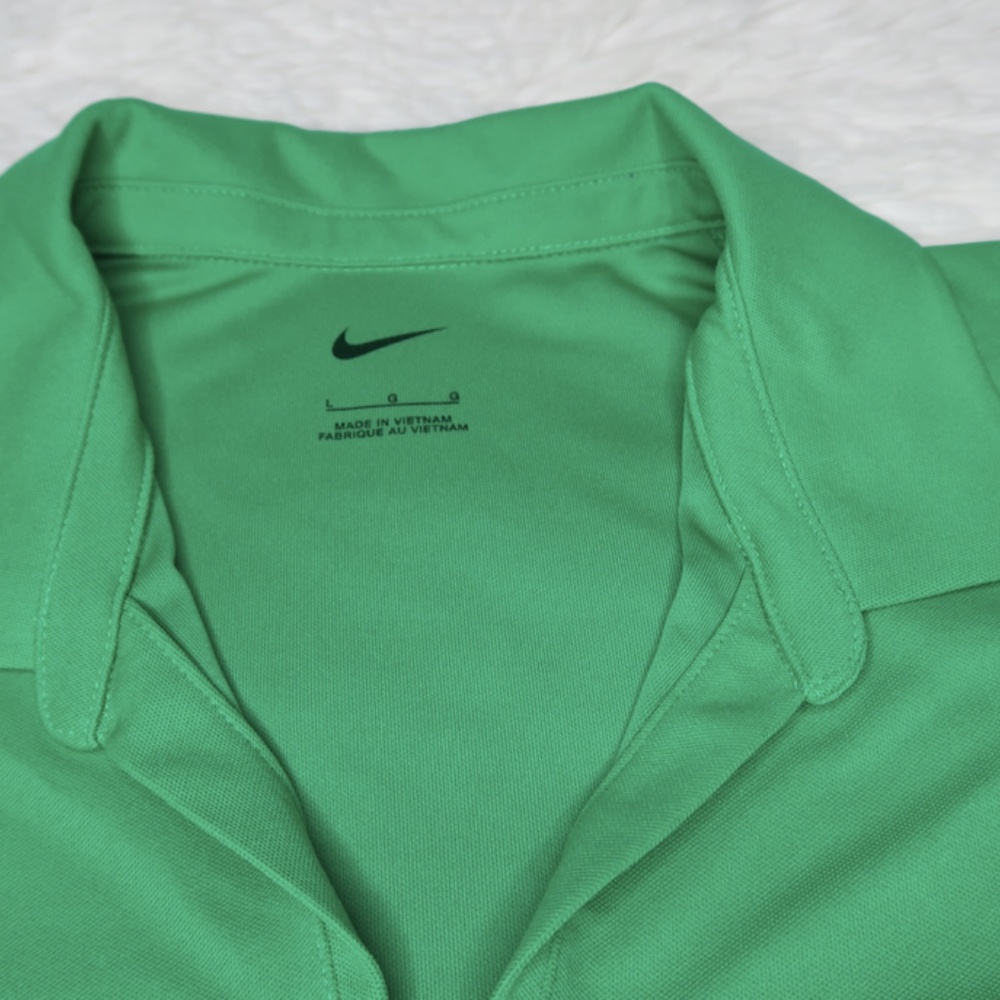 Nike Golf V Neck Green Short Sleeve Athletic Shirt DC1991 319 - Picture 3 of 5
